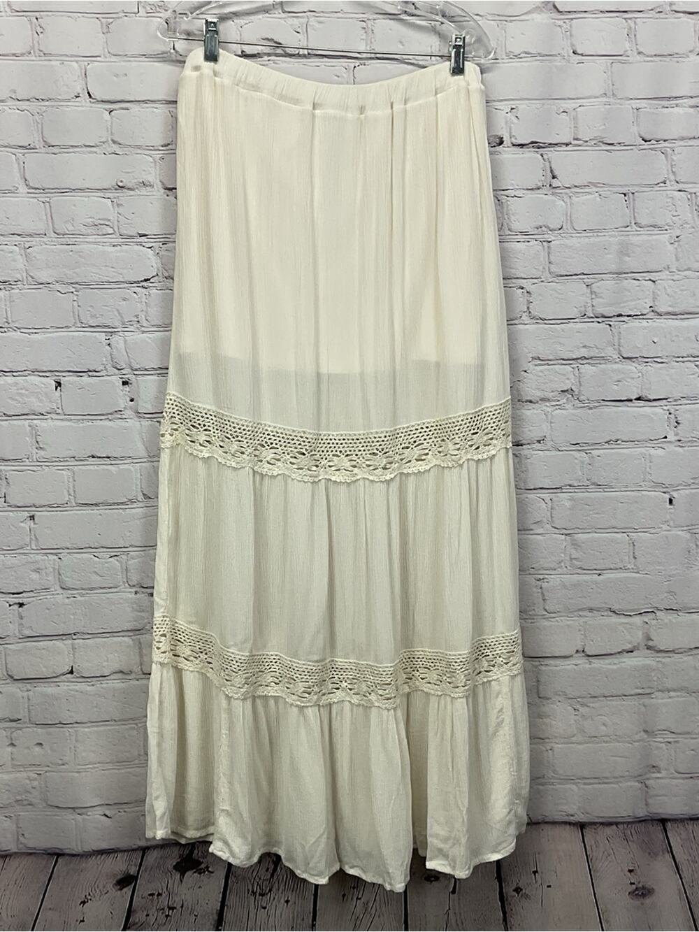Mossimo Supply Co. Maxi Skirt Women's Lg Cream Crochet Lace Tiered Rayon Gauze